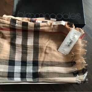 Burberry Beige and Black Scarf